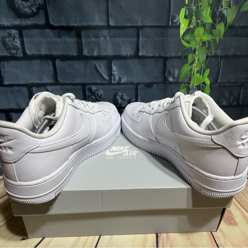 Nike Air Force 1 ‘07 - Picture 6 of 10